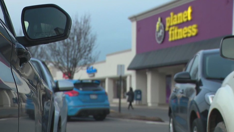 Man caught masturbating in Troy Planet Fitness parking lot