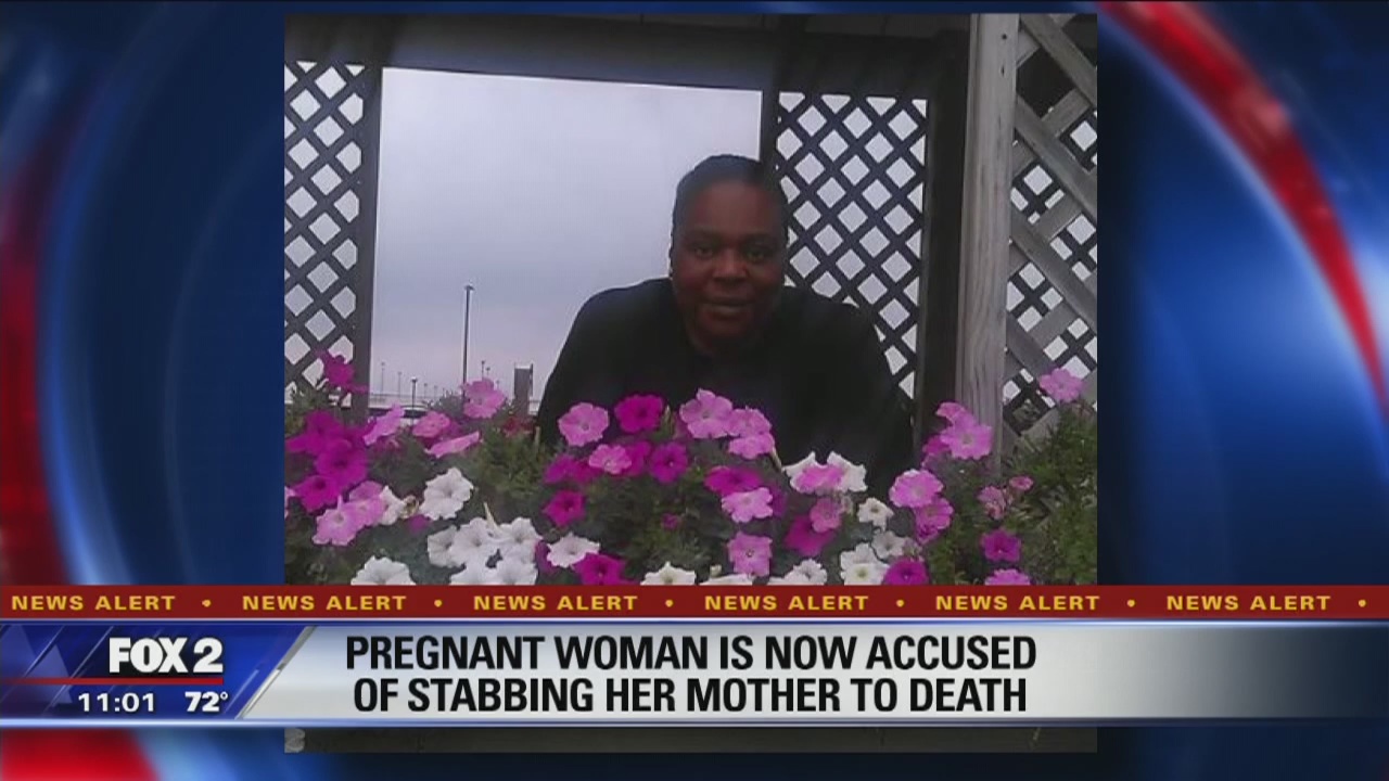 Pregnant woman accused of stabbing her mother