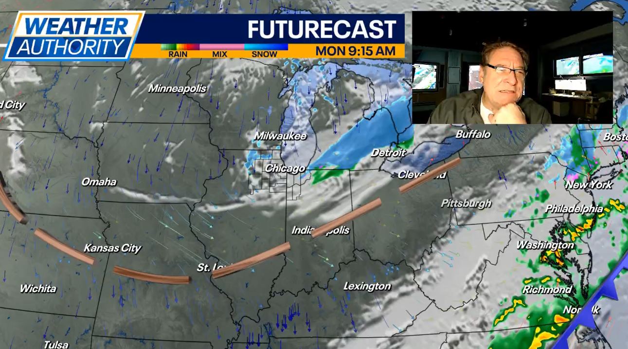 Chicago weather: Pleasant Sunday, light snow showers Monday