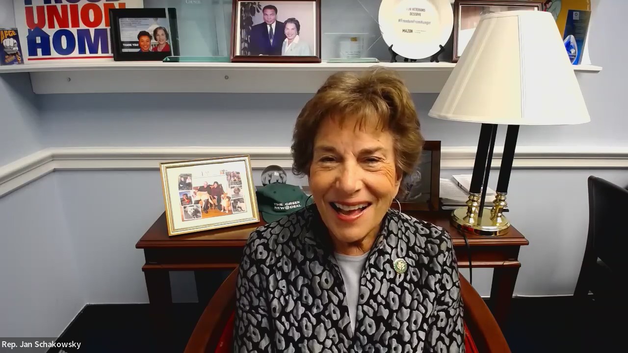 Congresswoman Jan Schakowsky celebrates safe return of hostage constituents