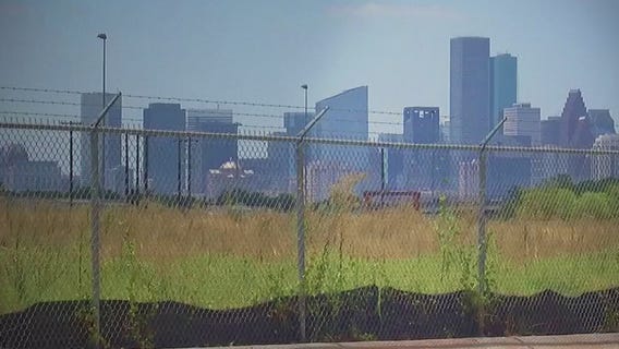 Hazardous, contaminated land located in Houston's Fifth Ward, with little action taken to remediate