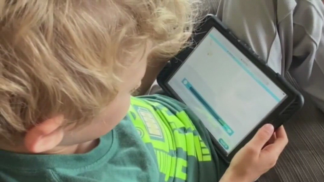 HISD preparing to start virtual classes at digital learning centers