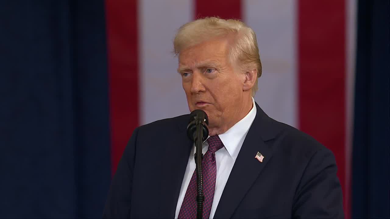 Trump comments on LA fires during speech