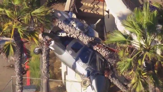 Helicopter crash in Huntington Beach