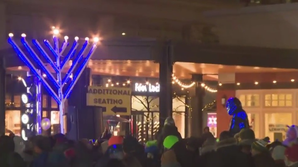 Milwaukee joins Hanukkah ‘Shine a Light’ initiative, fights antisemitism
