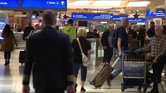 Holiday travel to pick back up after Christmas