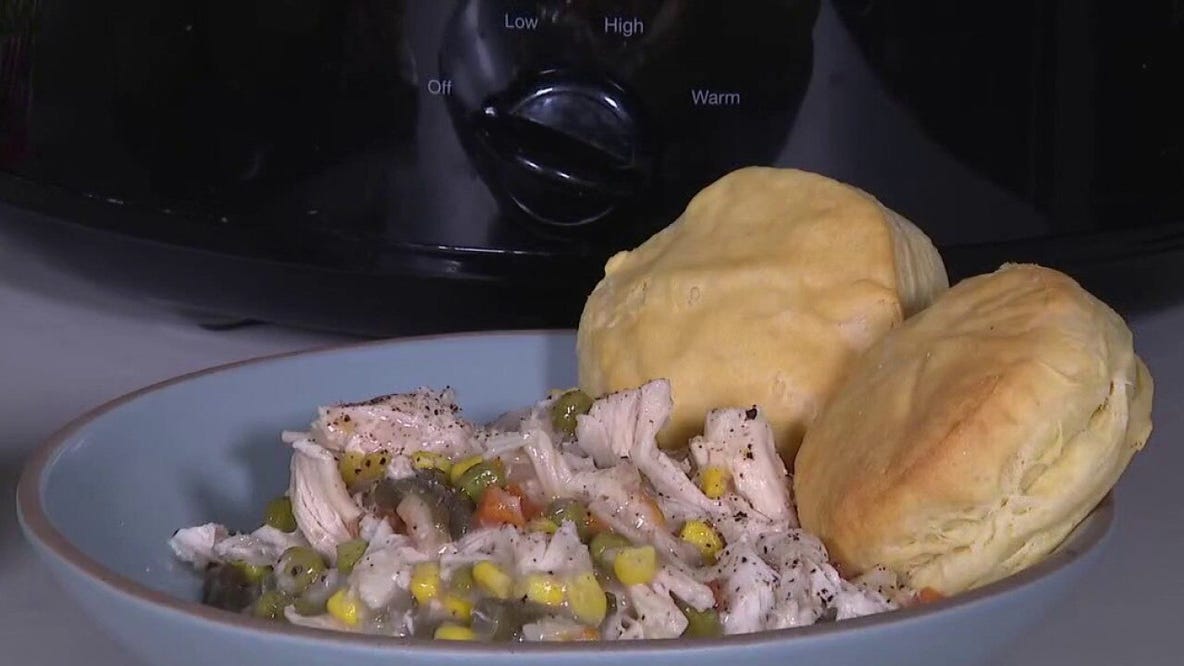Crockpot deconstructed pot pie | Tierra's Pantry