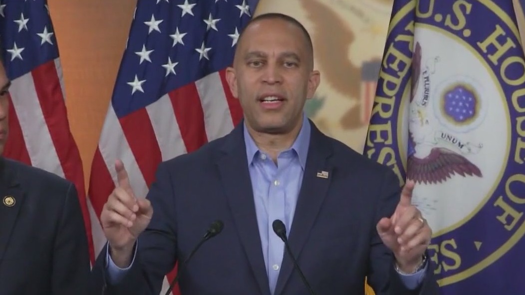 Senate averts government shutdown with help of key Democrat