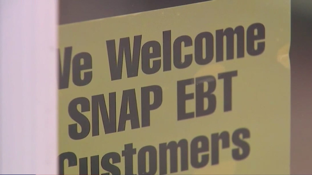SNAP benefits won't be issued if government isn't opened