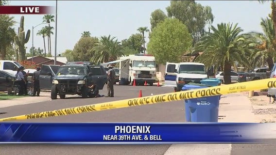 Suspect dies in gunfire exchange with Phoenix police