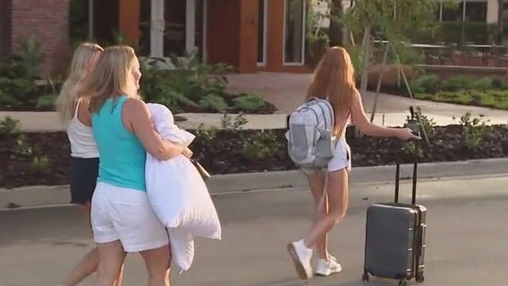 College move-in day at USF, Univ. of Tampa