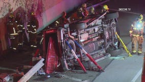 2 killed in crash on Garden Grove Freeway in Westminster