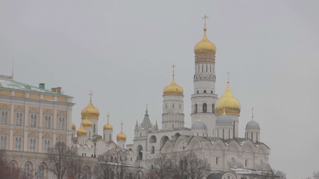 Putin extends his crackdown in Russia