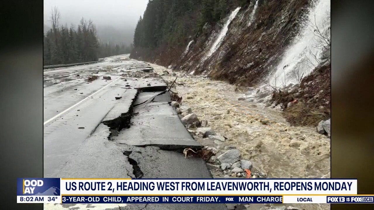 Highway 2 reopens from east, restoring access to Stevens Pass on Monday
