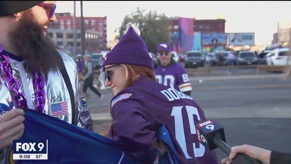 Joshua Dobbs has Vikings fans looking to the stars