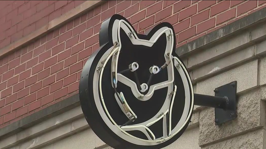 Dom's, Foxtrot close stores across Chicago, nationwide