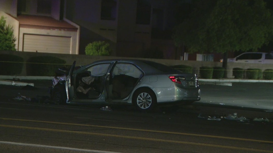 3 people killed, several others hurt in north Phoenix crash | FOX 10 ...