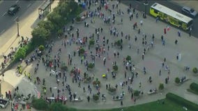 Protesters gather in downtown Chicago amid against immigration crackdown