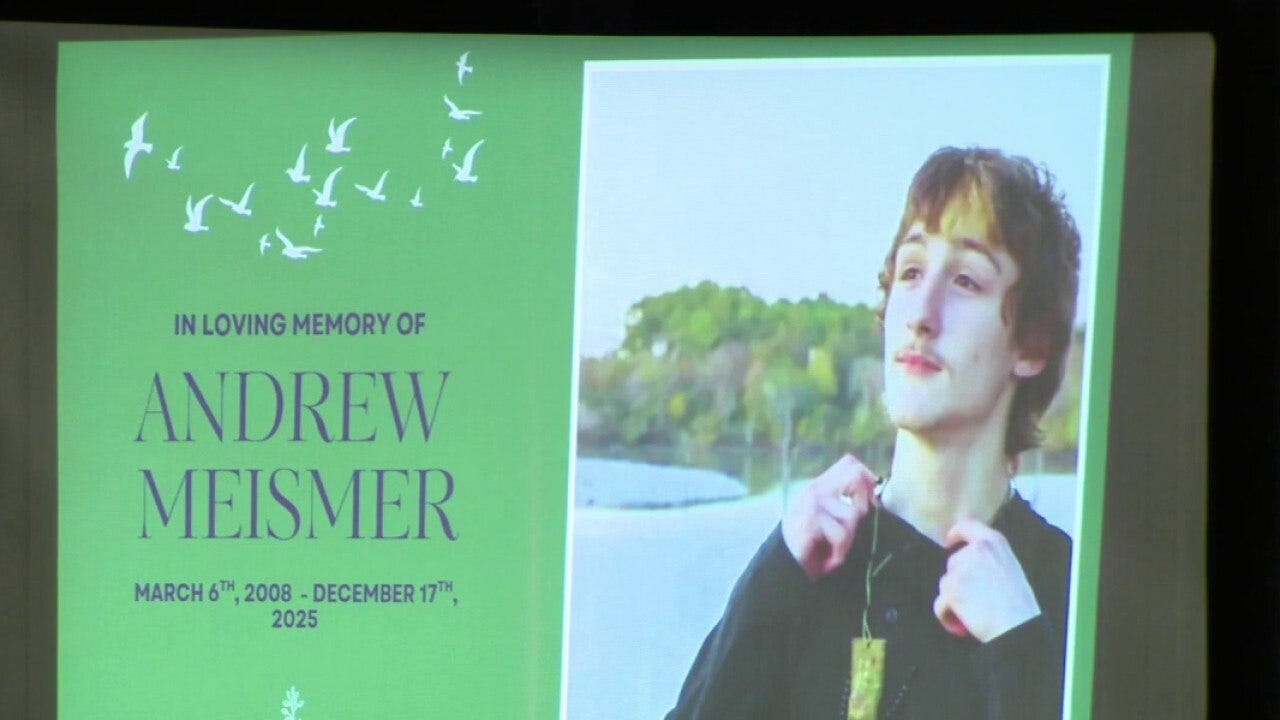 Hundreds gather for vigil honoring student killed in Baytown