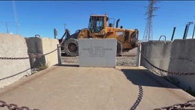 Chicago cemetery in scrap yard | Monument Moment