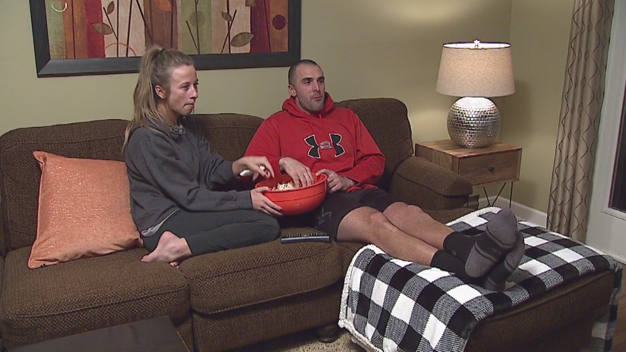 There are both healthy and unhealthy ways to eat popcorn