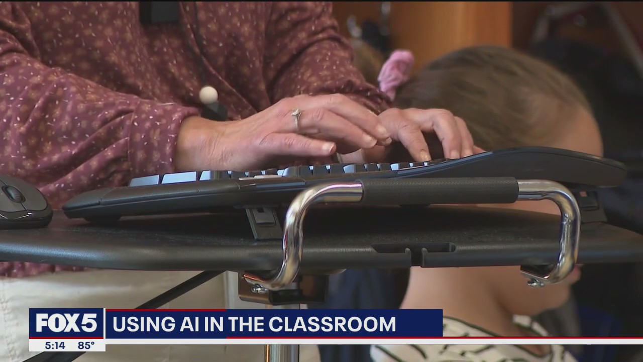 School holds summer seminars on using AI in the classroom