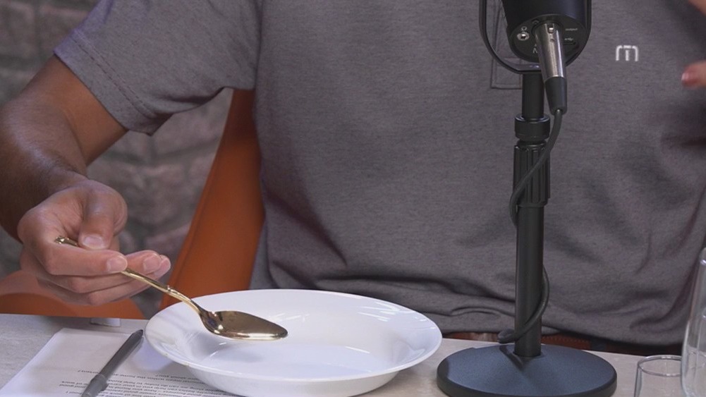 The Afternoon Shift minds their manners!