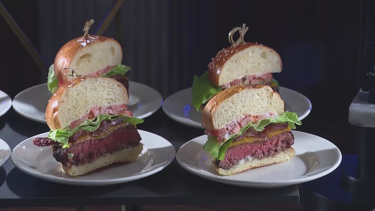 New food, drink options at United Center unveiled