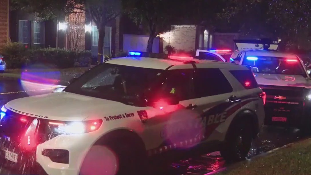 Man killed during robbery in NW Harris County