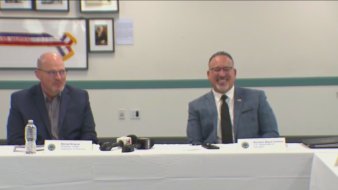 U.S. Education Secretary visits NYC