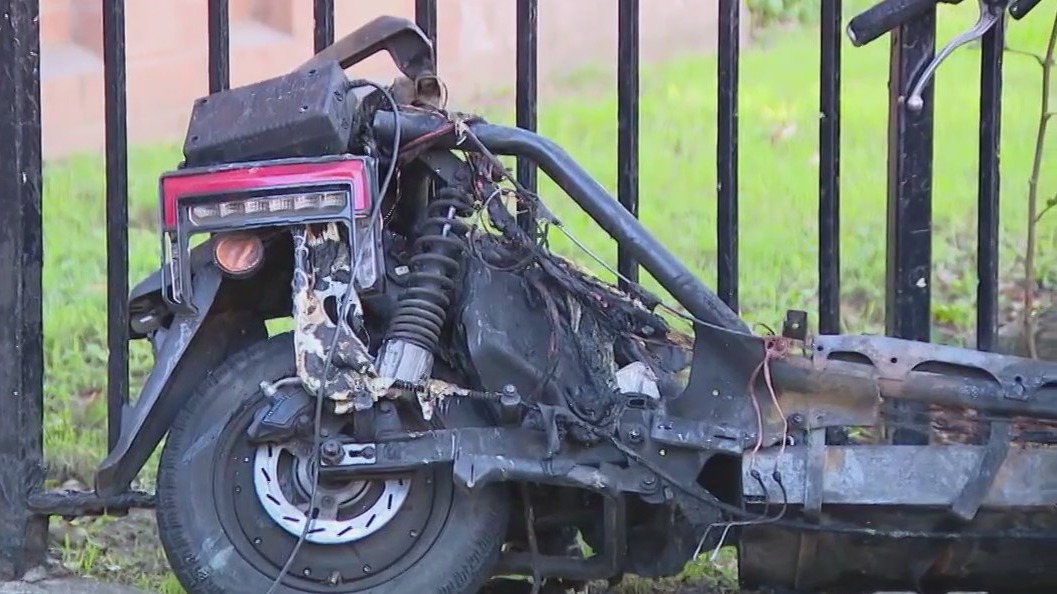 Brooklyn fire injures 5 people