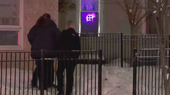 Minneapolis officer fires gun at suspect with gun