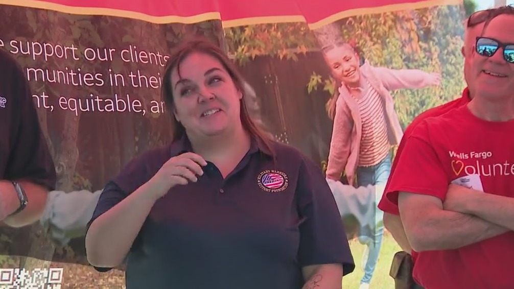 Wife of Gold Star recipient receives special gift