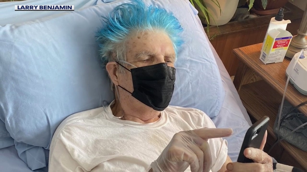 83-year-old man in hospice dyes his hair blue for Detroit Lions