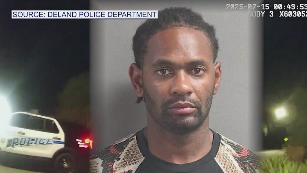 Florida father charged after toddler found alone outside, police say