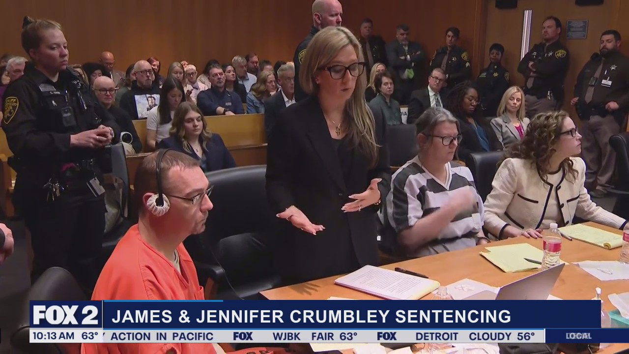 Crumbley sentencing: Lawyer argues James didn?t threaten prosecutor