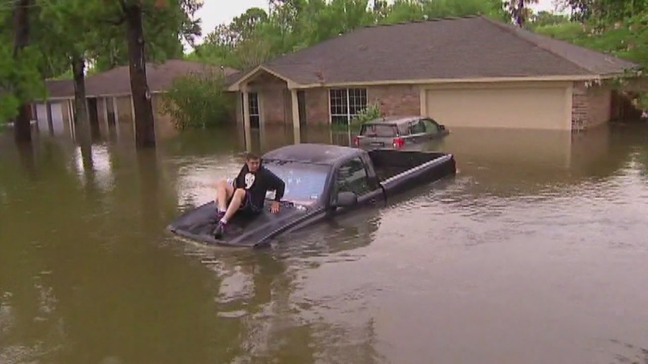 FOX 11 News In Depth: Houston Underwater - The Southland Responds Part 1