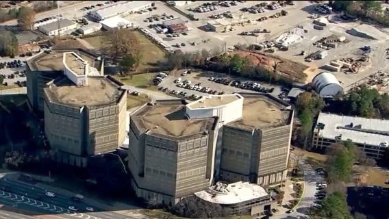 'Extremely dangerous' escaped inmates on the run