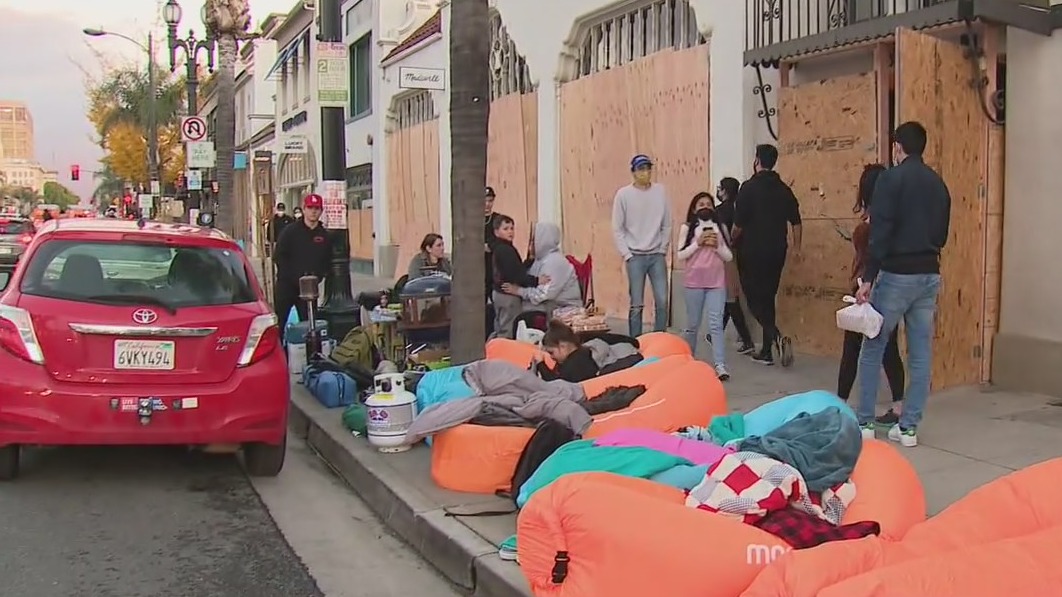Spectators camp out for Rose Parade