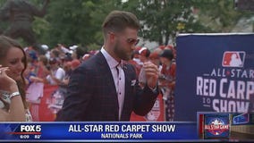 MLB All-Stars hit the red carpet before the All-Star Game