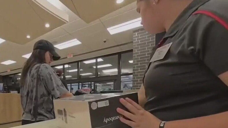 Why shoppers are tightening wallets despite deep discounts