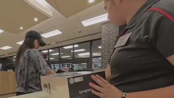 Why shoppers are tightening wallets despite deep discounts