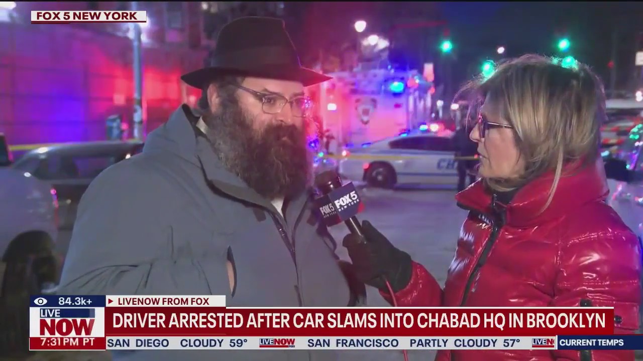 Car slams into Chabad Lubavitch HQ in Brooklyn, NY