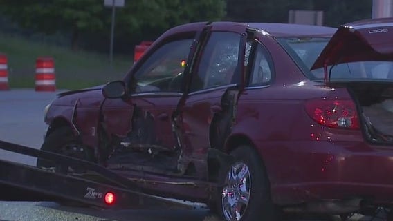 Mequon crash, 2 cars involved, man in handcuffs