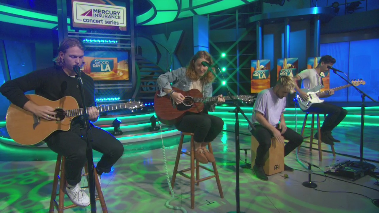 Flor performs a song on their new album on GDLA