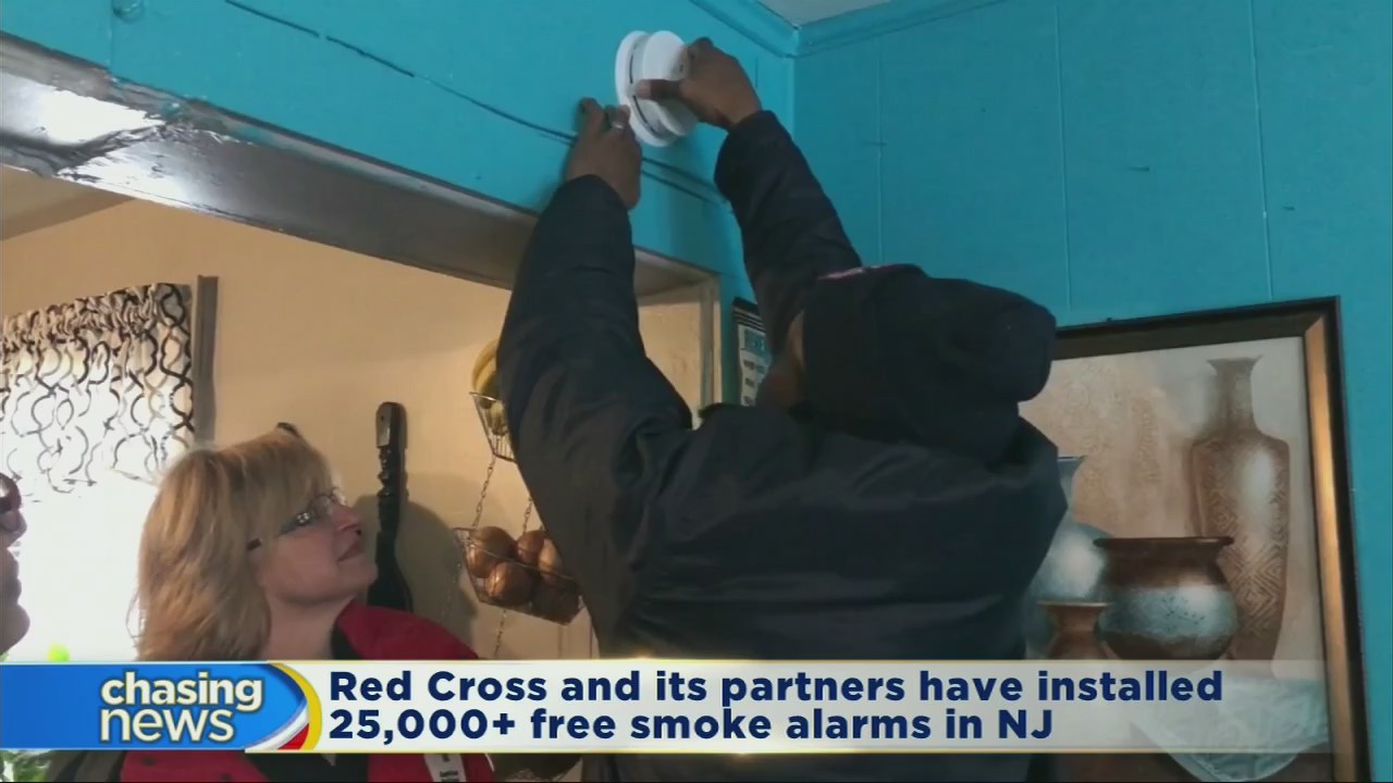 Hundreds of Newark residents get free smoke alarms
