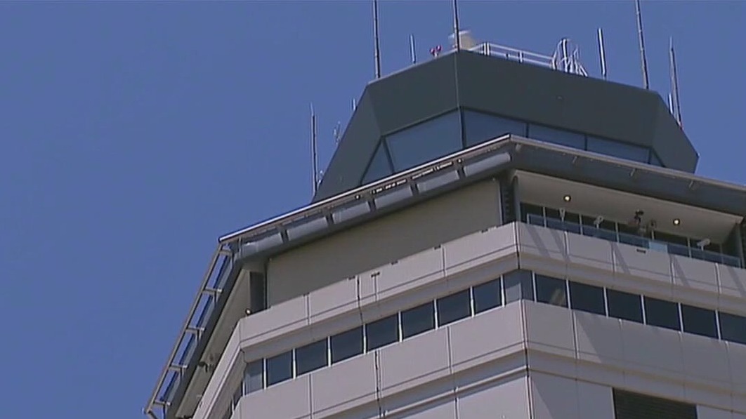 Hundreds of FAA workers fired