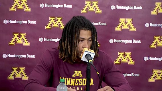Gophers players react after 35-24 win over Louisiana