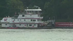 2 dead in helicopter crash on Mississippi River