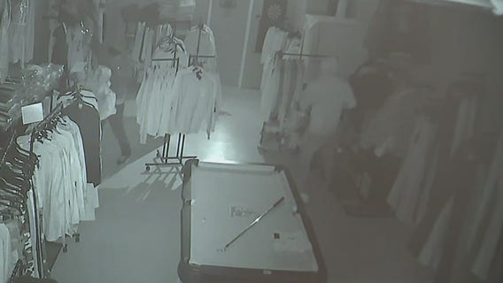 Detroit clothing store targeted by returning thieves